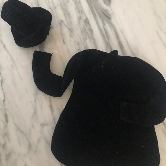 Tuxedo Wine Cover - Picture 2 of 2